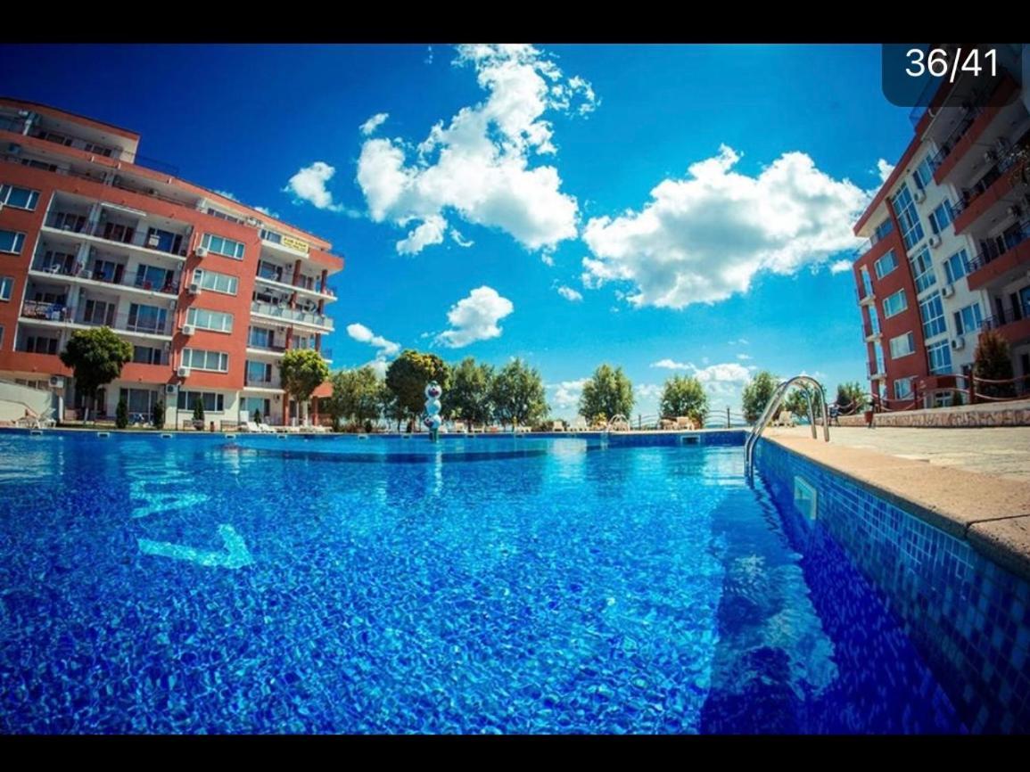 Апартамент Paradise View Слънчев бряг